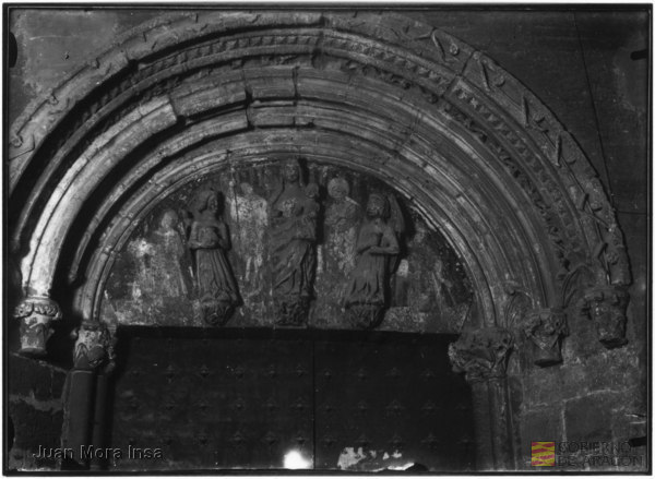 "Huesca. Puerta claustro catedral. Estilo: Románico. ". Juan Mora Insa